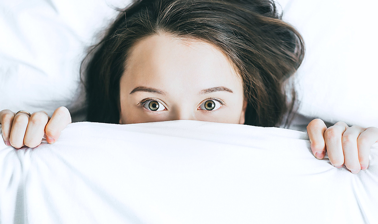 Albtraum Schimmel: 5 Tipps gegen Schimmelbefall im Schlafzimmer!